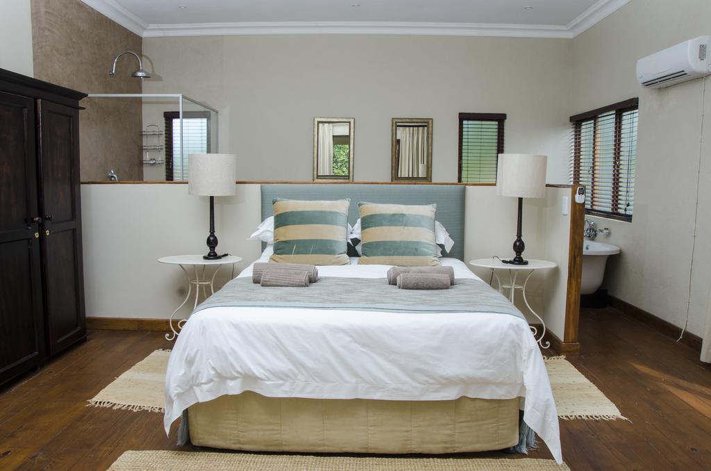 Villa Rostrata-On-Lake Hazyview Bagian luar foto